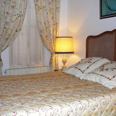 Hotel Du Fiacre Carpentras Luaran gambar