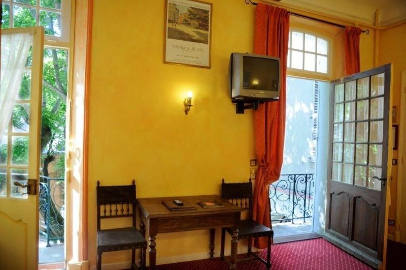 Hotel Du Fiacre Carpentras Luaran gambar