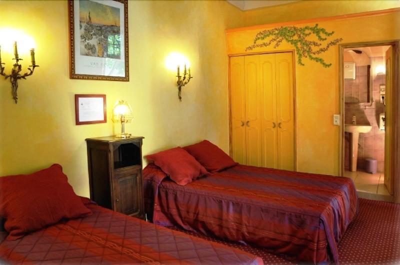 Hotel Du Fiacre Carpentras Luaran gambar