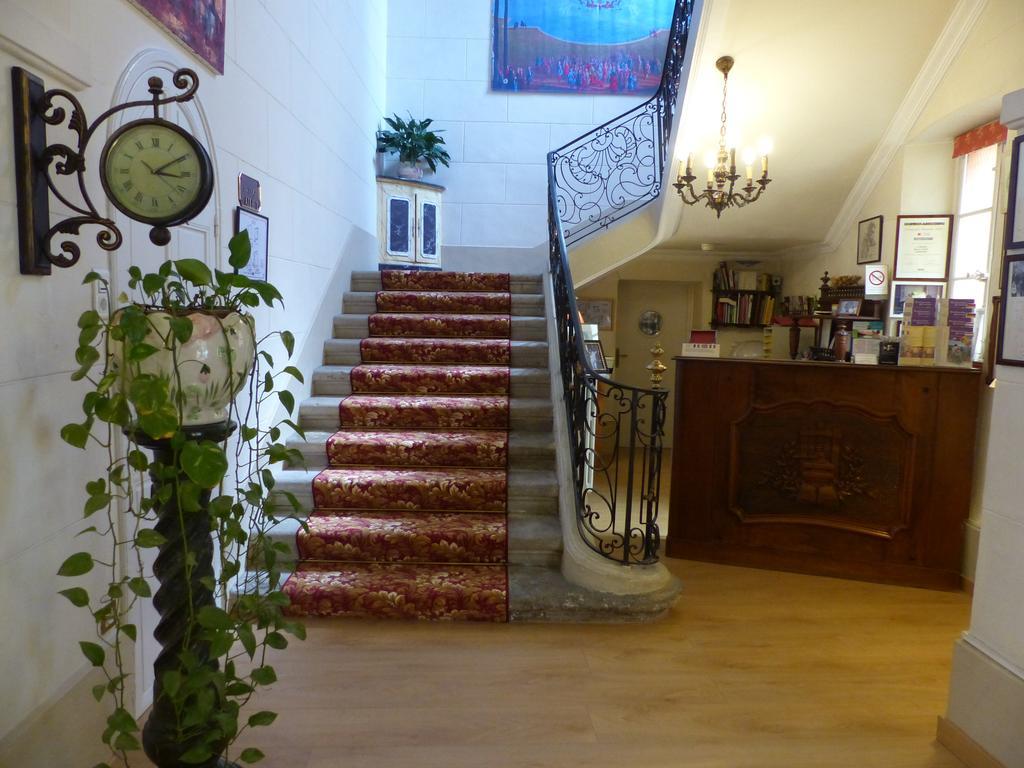 Hotel Du Fiacre Carpentras Luaran gambar
