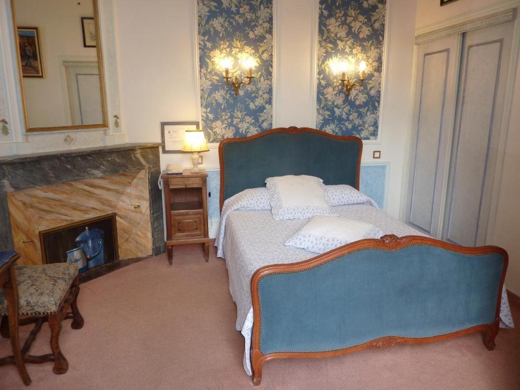 Hotel Du Fiacre Carpentras Bilik gambar