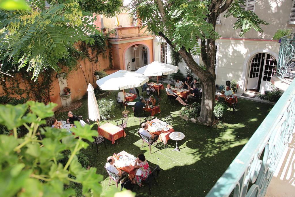 Hotel Du Fiacre Carpentras Luaran gambar